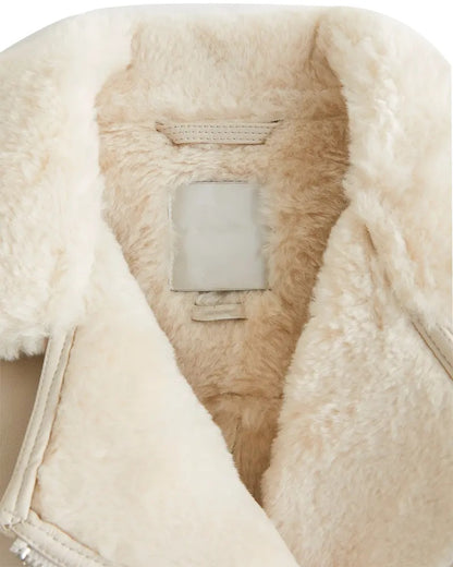 Women’s Beige Shearling Leather Jacket – Elegant Winter Outerwear 