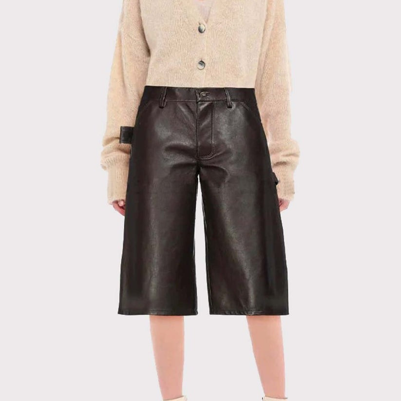 Women's Black Genuine Leather Cropped Pant with Mid Rise Fit