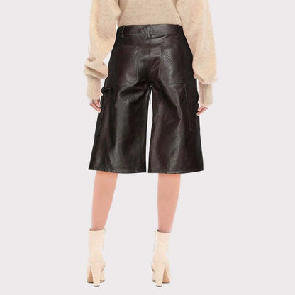 Women's Black Genuine Leather Cropped Pant with Mid Rise Fit
